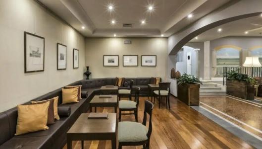 Sina Maria Luigia - 24