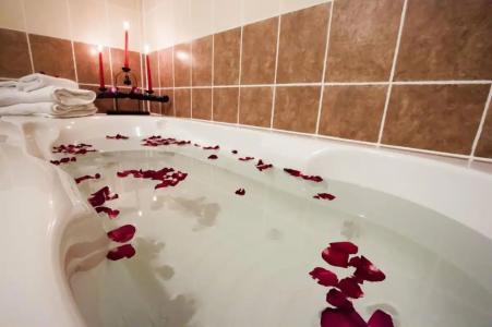 Silver Resortel - 8