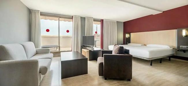 Ilunion Almirante - 63