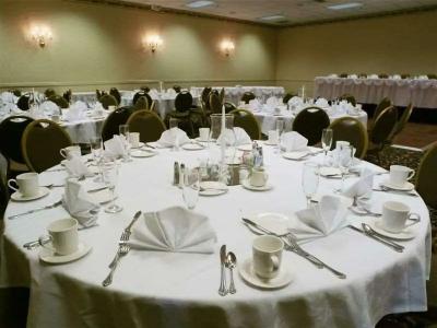 Hilton Kansas City Airport - 18