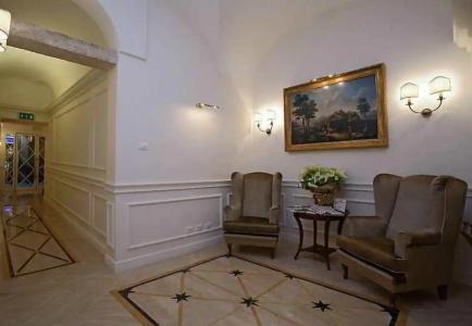 Boutique Trevi - 34