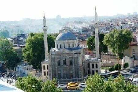 Istanbul River - 35