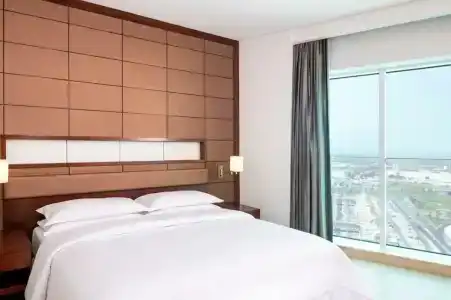 Four Points by Sheraton Sharjah - 11