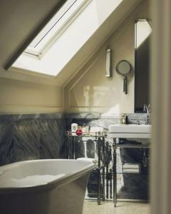 Hôtel Balzac - 60