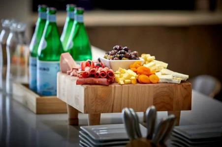 Ventura Beach Marriott - 24