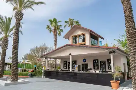 Aydinbey Famous Resort - 51