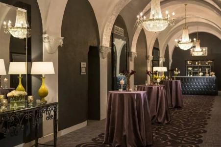 Courtyard by Marriott Boston Downtown - 39