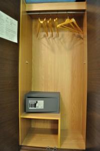 Hostal Ballesta - 75
