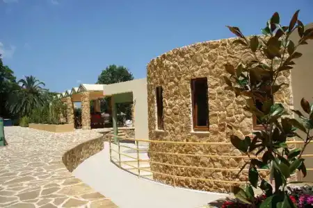 Ariti Grand - 4