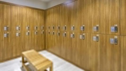 B Business & Spa - 82