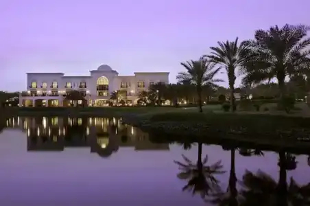 Address Montgomerie - 22