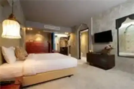 Patong Signature Boutique - 82