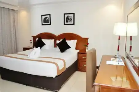 Ewan Ajman Suites - 78