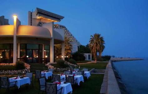 Sheraton Grand Doha Resort & Convention - 16