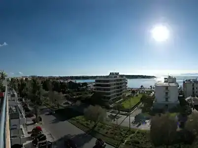 Four Seasons - 10