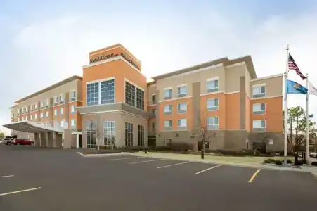 DoubleTree by Hilton Oklahoma City Airport - 2