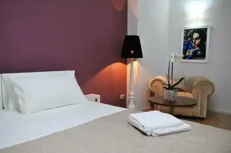 Golden City & Spa - 41