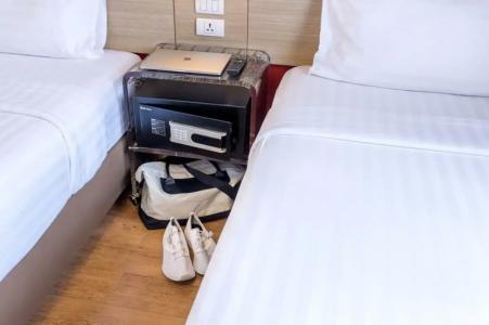 Red Planet Bangkok Asoke - SHA Extra Plus - 20