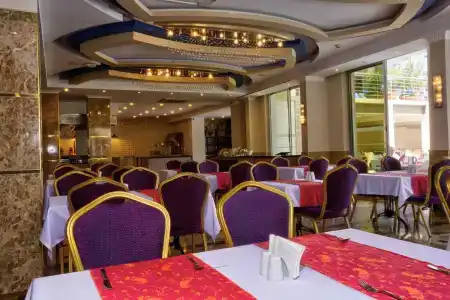 Tac Premier & Spa - 77