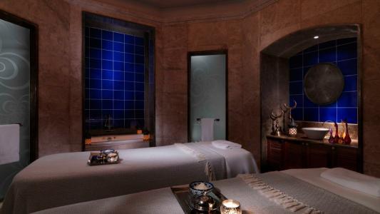 Four Seasons Istanbul at the Bosphorus - 34