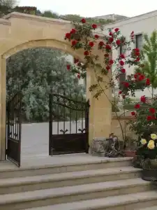 Peace Stone House - 6