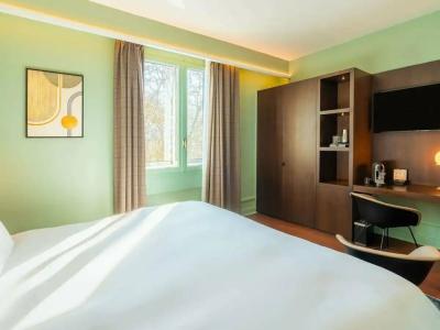 Le Splendid Lac D'Annecy - Handwritten Collection - 13