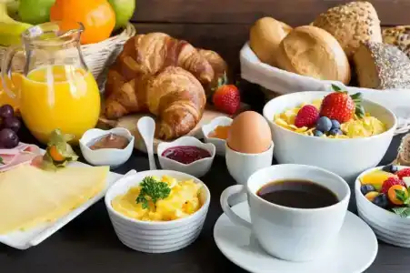Ramada & Suites by Wyndham Ajman - 60