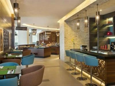 Hilton Garden Inn Dubai Al Mina - Jumeirah - 99