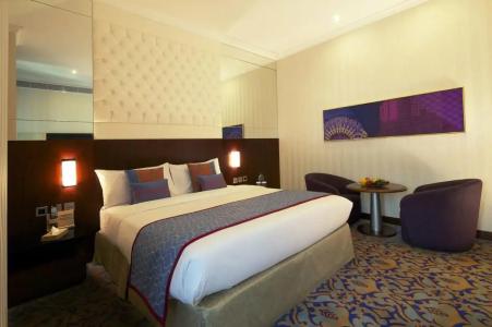 Raviz Center Point - 46