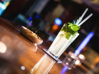 May Flower Apart - 71