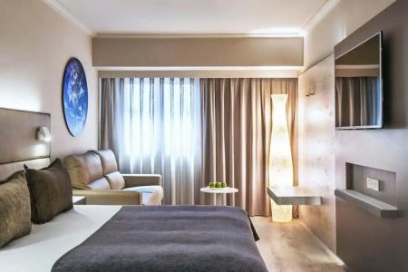 Sallés Pere IV - 74