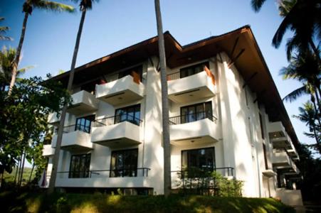Coconut Beach Resort - 4