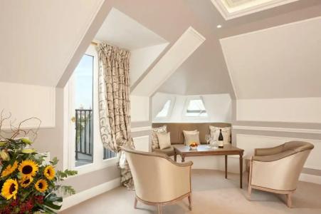 Hôtel Regina Louvre - 79