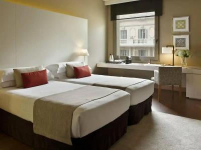 Grand Central, Small Luxurys - 3