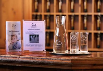 Blaue Gams ***S - 10