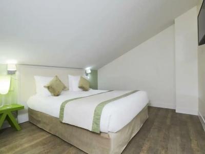 Kyriad Paris 18 - Porte de Clignancourt - Montmartre - 58