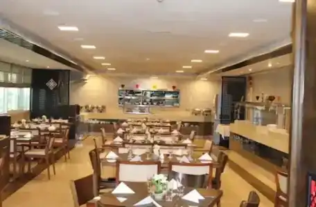 Ramada by Wyndham Abu Dhabi Downtown - 64