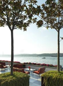 Four Seasons Istanbul at the Bosphorus - 38
