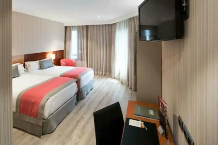 Catalonia Barcelona 505 - 3