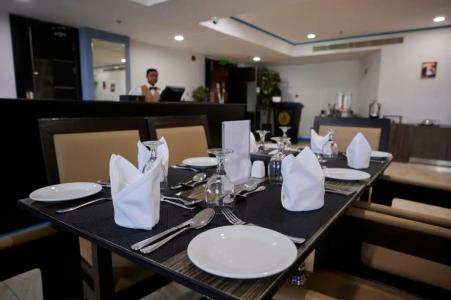 Arman Juffair Mall - 99