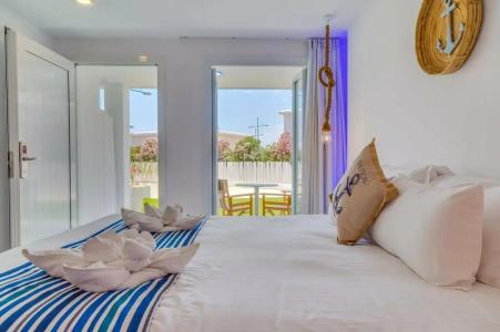 Blue Harbour Boutique - 91