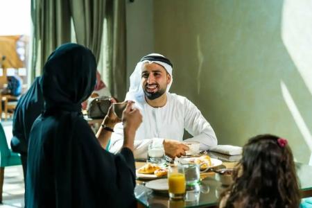 Holiday Inn Dubai Al-Maktoum Airport - 61