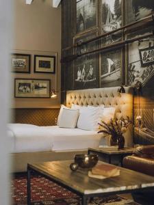 Aethos Milan - 70