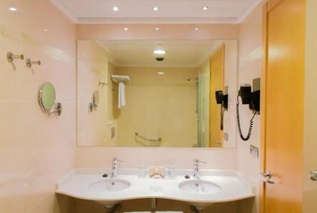 AR Diamante Beach Spa - 56