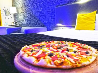Tempo Suites Airport - 18