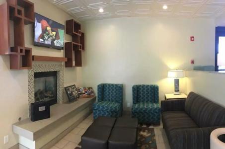 Best Western Plus South Coast Inn - 48