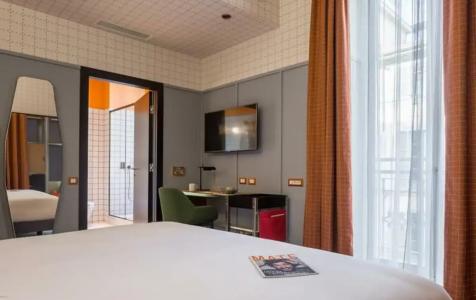 Room Mate Giulia - 33