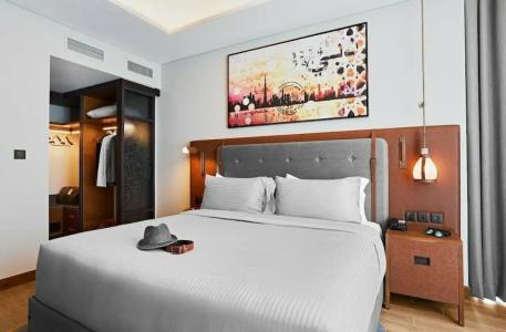 Revier Dubai - 75
