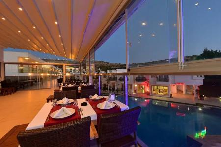 Tropicana Beach - 18