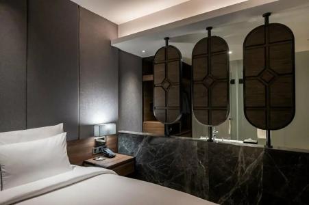 Ayathorn Bangkok - 23